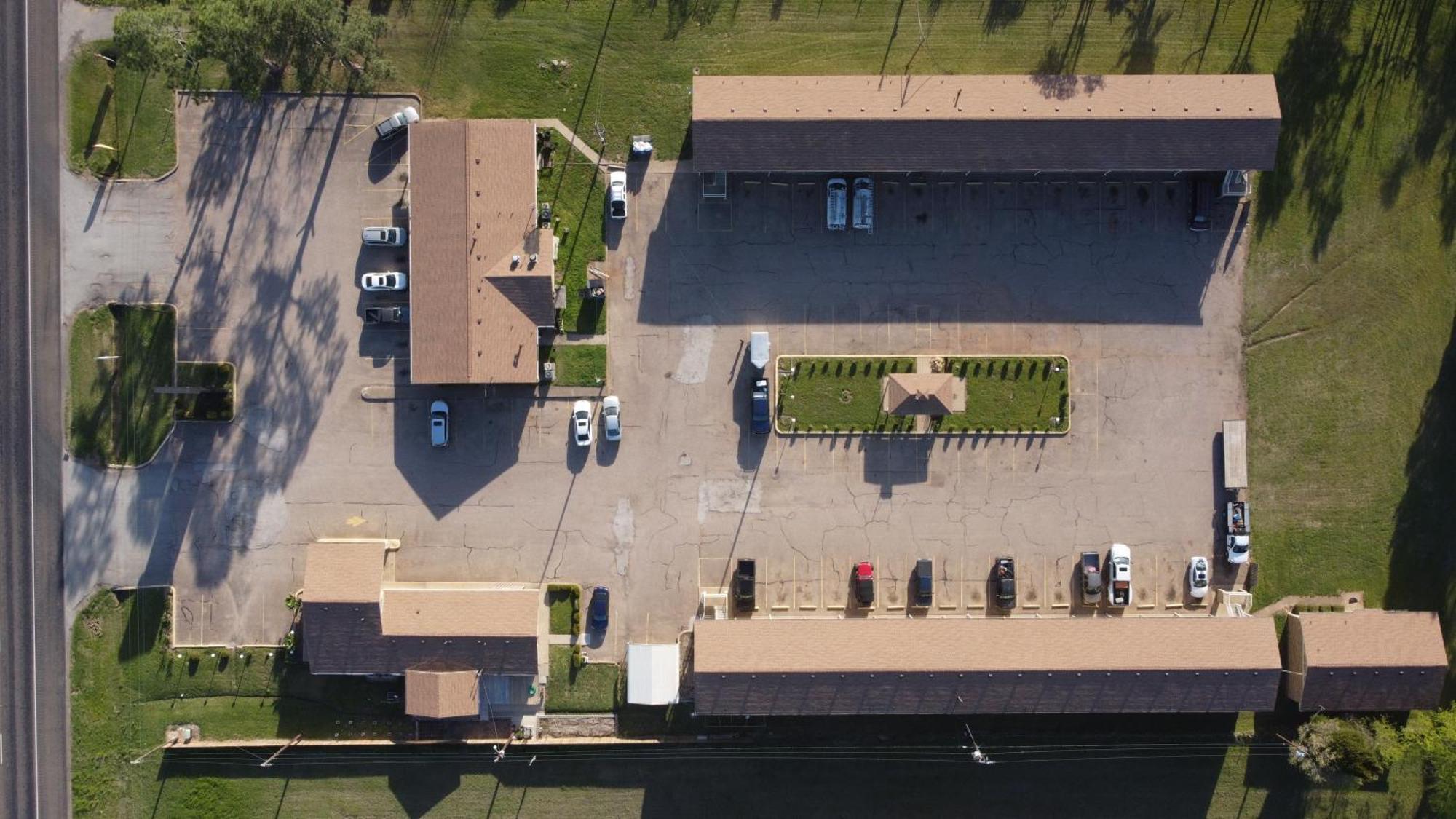 Countryside Inn Malakoff Екстериор снимка